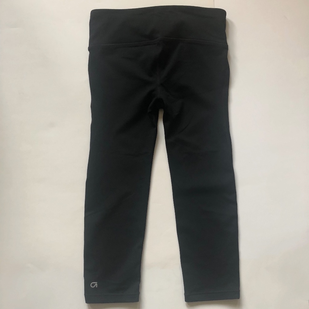 NEW! GapFit Black Capri Legging